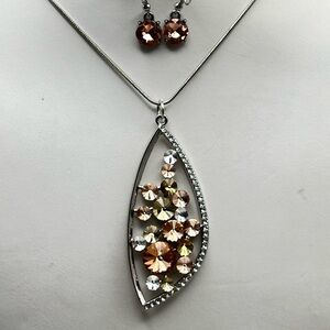 Elegant Silver and Gold and Peach Crystal Pendant Necklace Set